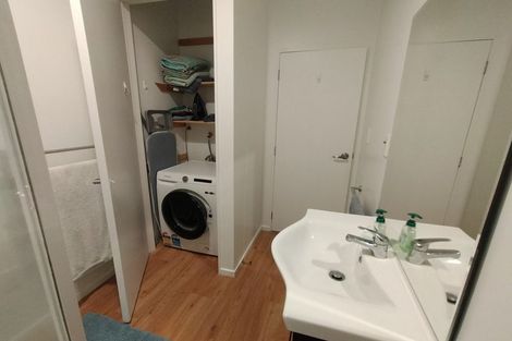 Photo of property in 93k Mays Road, Onehunga, Auckland, 1061