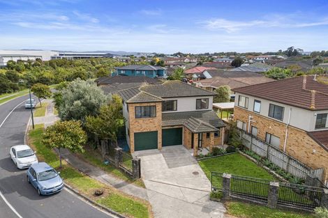 Photo of property in 84 Naylors Drive, Mangere, Auckland, 2022