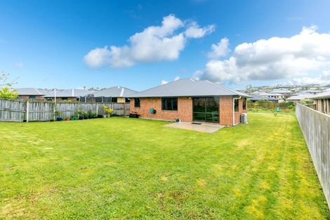 Photo of property in 8 Max Landing, Grandview Heights, Hamilton, 3200