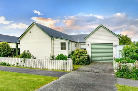 Photo of property in 3 Cressy Place, Darfield, 7510