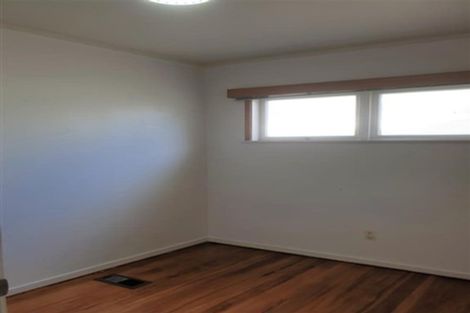 Photo of property in 32 Brentford Place, Manurewa, Auckland, 2102