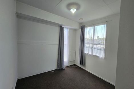Photo of property in 87 Arimu Road, Papakura, 2110
