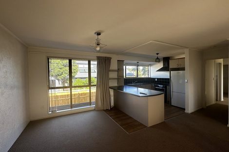 Photo of property in 2/33 Golf Road, Mount Maunganui, 3116