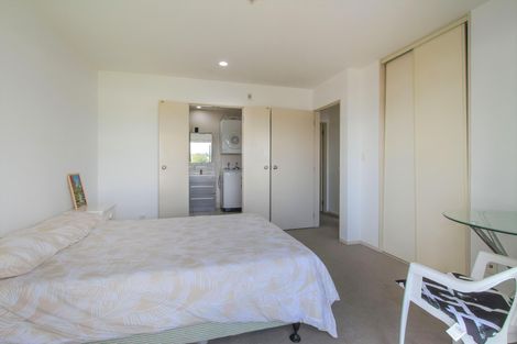 Photo of property in 5b/10 Crown Lynn Place, New Lynn, Auckland, 0600