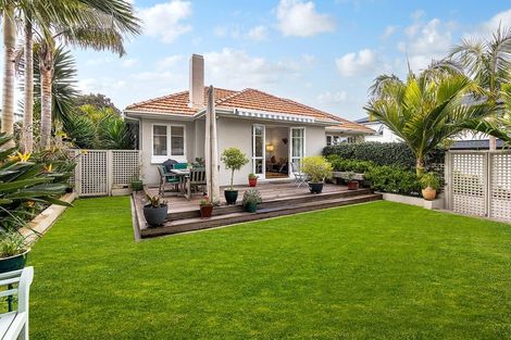 Photo of property in 105 Parau Street, Mount Eden, Auckland, 1041