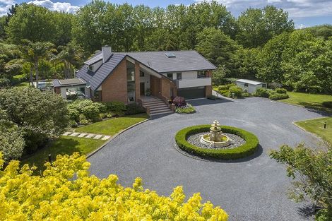 Photo of property in 155 Taupaki Road, Taupaki, Henderson, 0782