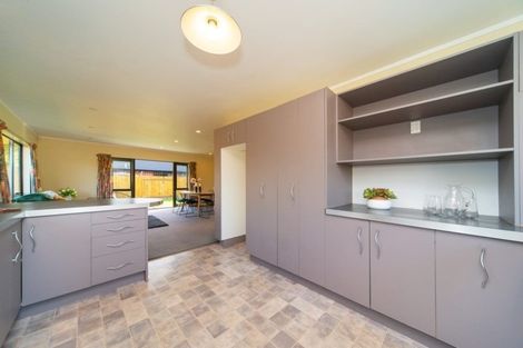 Photo of property in 49 Meridian Grove, Kelvin Grove, Palmerston North, 4414