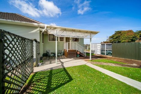 Photo of property in 16 Aotea Street, Welbourn, New Plymouth, 4312