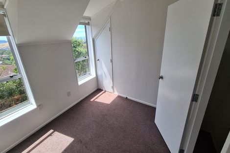 Photo of property in 7 Hollydale Grove, Churton Park, Wellington, 6037