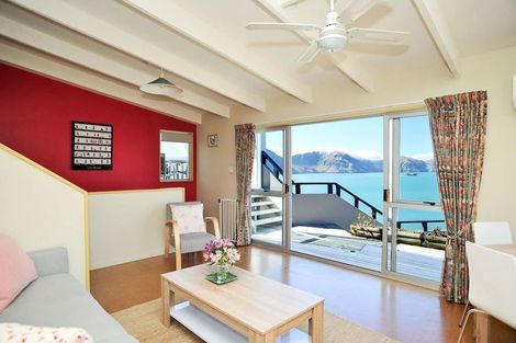 Photo of property in 9 Ranui Crescent, Diamond Harbour, 8971