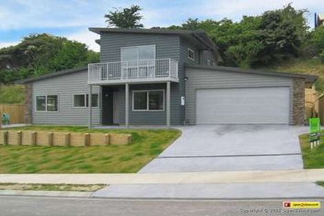 Photo of property in 10 Flotilla Place, Whitby, Porirua, 5024