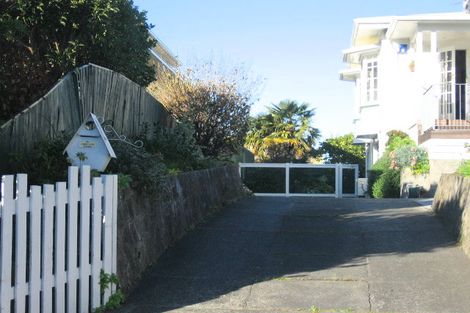 Photo of property in 12 Clyde Road, Bluff Hill, Napier, 4110