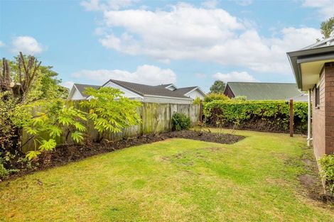 Photo of property in 81 Apsley Drive, Avonhead, Christchurch, 8042