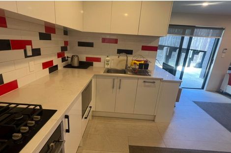 Photo of property in 8a Palmer Avenue, Glen Eden, Auckland, 0602