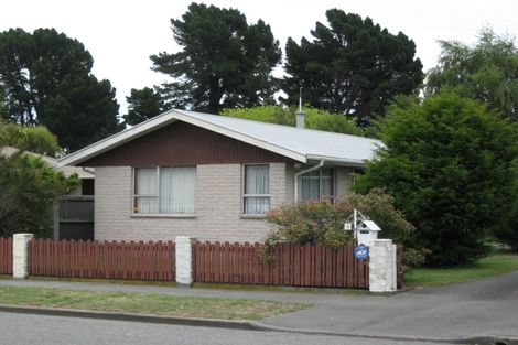 Photo of property in 9 Kuaka Crescent, Bromley, Christchurch, 8062