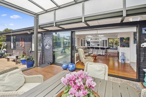 Photo of property in 9 Gillies Avenue, Taupo, 3330