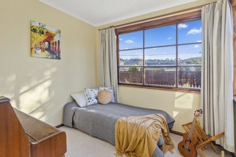 Photo of property in 6 Biddle Crescent, Taita, Lower Hutt, 5011