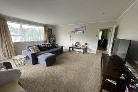 Photo of property in 24 Onedin Place, Titirangi, Auckland, 0604
