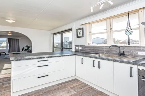 Photo of property in 12 Durham Road, Springvale, Whanganui, 4501