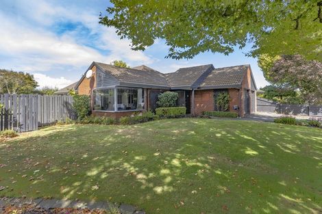 Photo of property in 17 Windsor Court, Rangiora, 7400