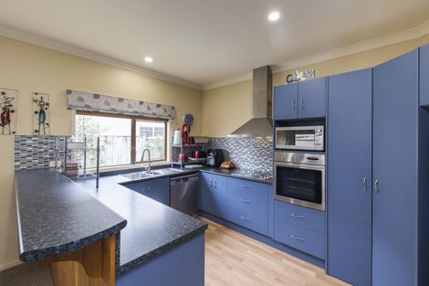 Photo of property in 41 Fitchett Street, Palmerston North, 4410