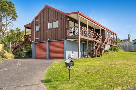 Photo of property in 24 Bronzewing Terrace, Unsworth Heights, Auckland, 0632