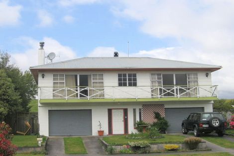 Photo of property in 10 Epping Place, Richmond Heights, Taupo, 3330