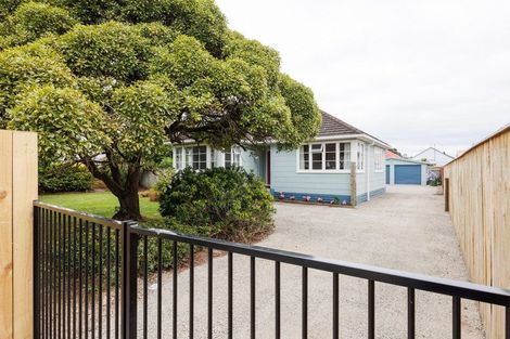 Photo of property in 920 Tremaine Avenue, Roslyn, Palmerston North, 4414
