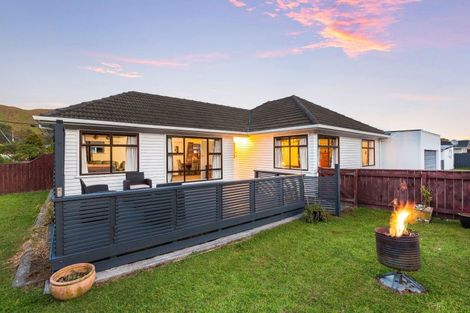 Photo of property in 188 Wellington Road, Wainuiomata, Lower Hutt, 5014
