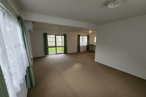 Photo of property in 71a Barrack Road, Mount Wellington, Auckland, 1060