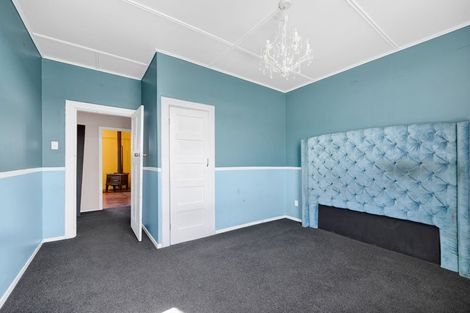 Photo of property in 25 Milmoe Street, Hawera, 4610
