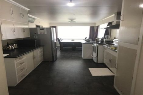 Photo of property in 4 Acacia Street, Kelvin Grove, Palmerston North, 4414