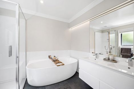 Photo of property in 7/25 Thane Road, Roseneath, Wellington, 6011