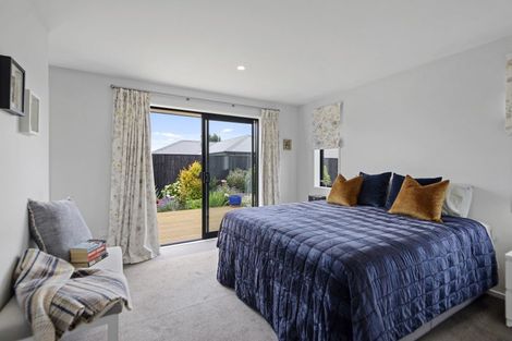 Photo of property in 16 Cressy Place, Darfield, 7510