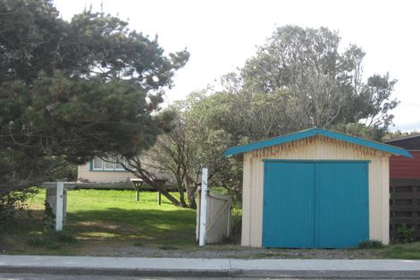 Photo of property in 132 Rua Avenue, Waitarere Beach, Levin, 5510