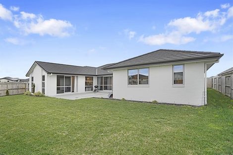 Photo of property in 43 Batten Drive, Flagstaff, Hamilton, 3210