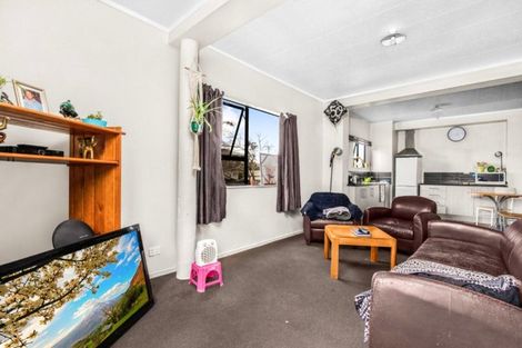 Photo of property in 6 Southview Place, Wattle Downs, Auckland, 2102