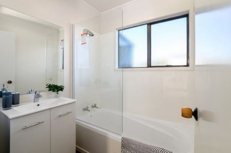 Photo of property in 41c Kawaha Point Road, Fairy Springs, Rotorua, 3015