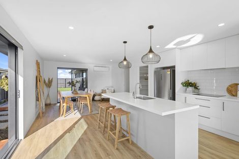 Photo of property in 77 Henshaw Street, Woodend, 7610