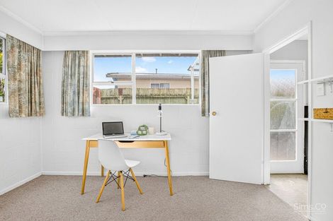 Photo of property in 18 Exeter Crescent, Springvale, Whanganui, 4501
