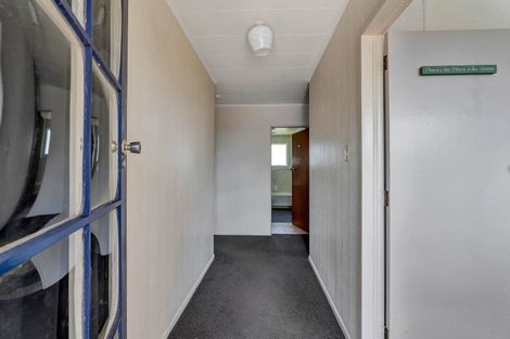 Photo of property in 9 Oberon Street, Stratford, 4332