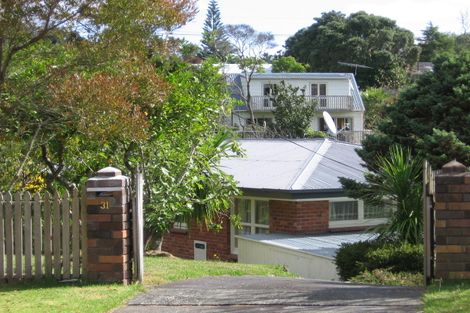 Photo of property in 31 Drome View Place, Beach Haven, Auckland, 0626