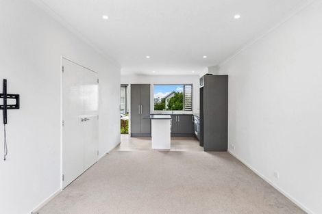 Photo of property in 16 Shelduck Way, Hobsonville, Auckland, 0616