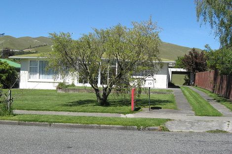 Photo of property in 10 Mckenzie Street, Witherlea, Blenheim, 7201