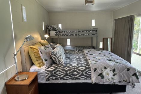 Photo of property in 14 Eruini Street, Waikanae Beach, Waikanae, 5036