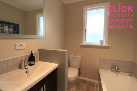 Photo of property in 2a Church Hill Road, Green Island, Dunedin, 9018