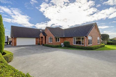 Photo of property in 123 Butcher Road, Pukekohe, 2120