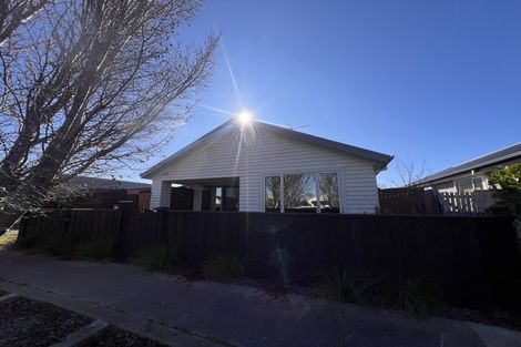 Photo of property in 14 Pounamu Place, Pegasus, 7612