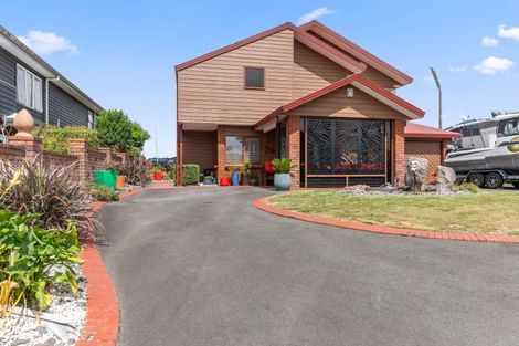 Photo of property in 37 Carter Drive, Pomare, Rotorua, 3015