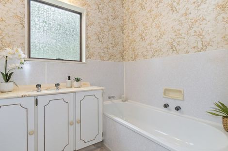 Photo of property in 48 Eaton Crescent, Matua, Tauranga, 3110